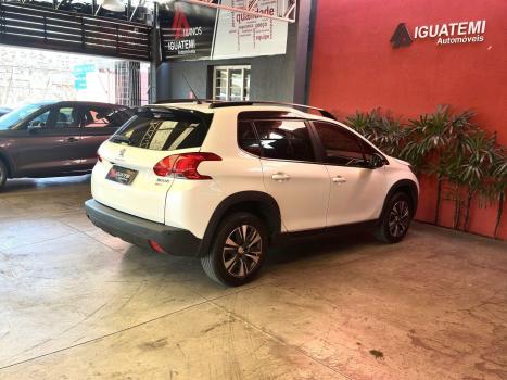 PEUGEOT 2008 , Foto 2