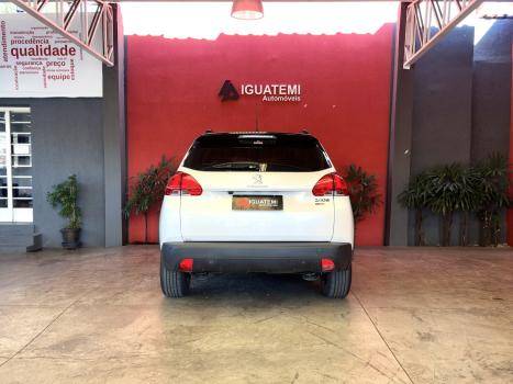 PEUGEOT 2008 , Foto 3