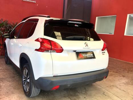 PEUGEOT 2008 , Foto 5