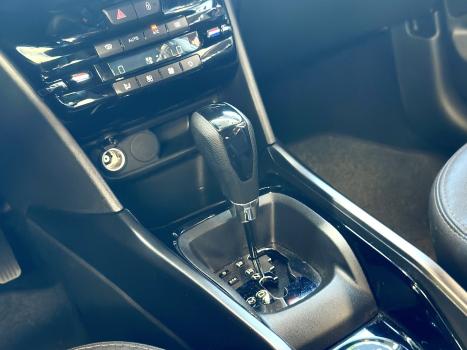 PEUGEOT 2008 , Foto 17