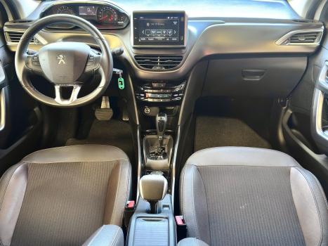 PEUGEOT 2008 , Foto 18