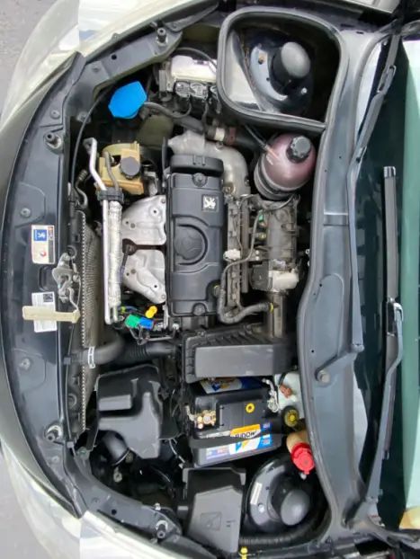 PEUGEOT 207 Hatch 1.4 4P XR FLEX, Foto 12