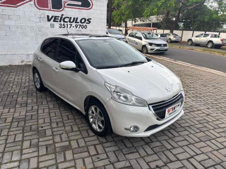 PEUGEOT 208 1.5 4P FLEX ALLURE, Foto 4