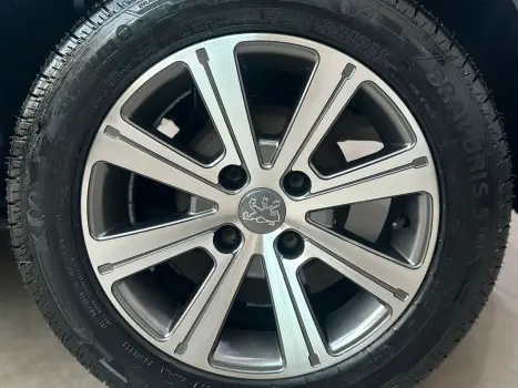PEUGEOT 208 1.5 4P FLEX ACTIVE, Foto 8