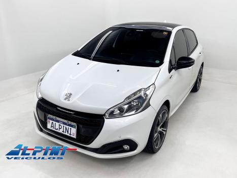 PEUGEOT 208 , Foto 1