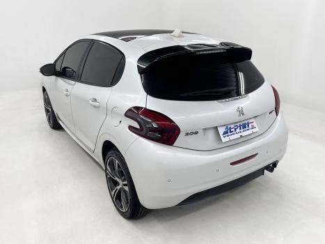 PEUGEOT 208 , Foto 4