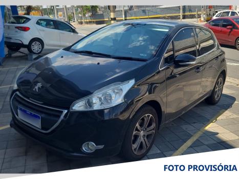 PEUGEOT 208 , Foto 1