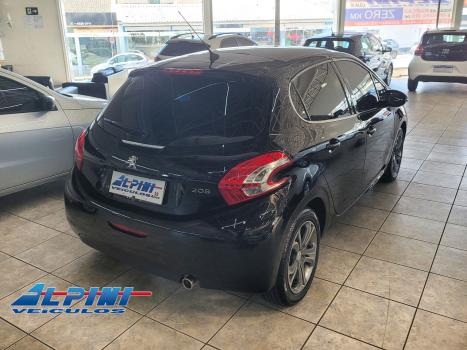 PEUGEOT 208 , Foto 3