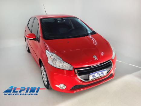 PEUGEOT 208 , Foto 2