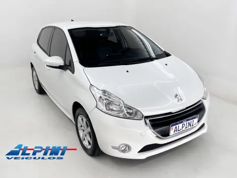 PEUGEOT 208 , Foto 2