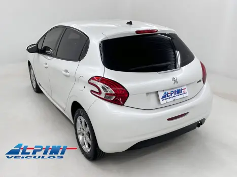 PEUGEOT 208 , Foto 4