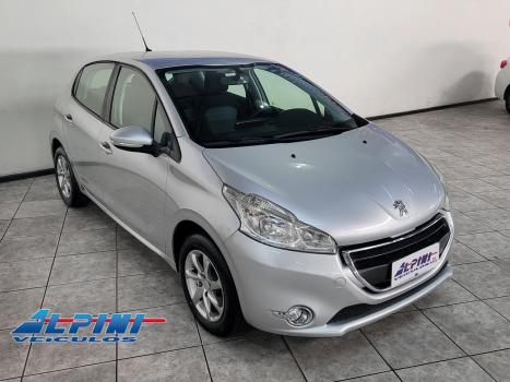 PEUGEOT 208 , Foto 2