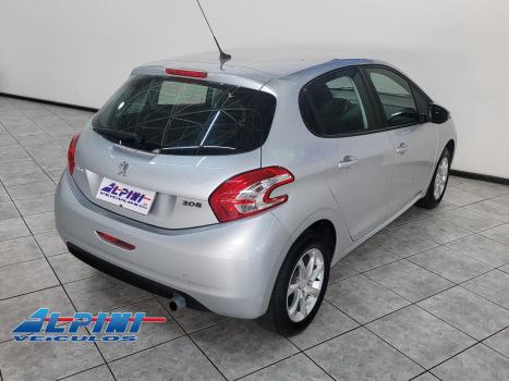 PEUGEOT 208 , Foto 3