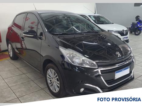 PEUGEOT 208 , Foto 2