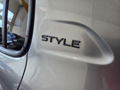 PEUGEOT 208 , Foto 13