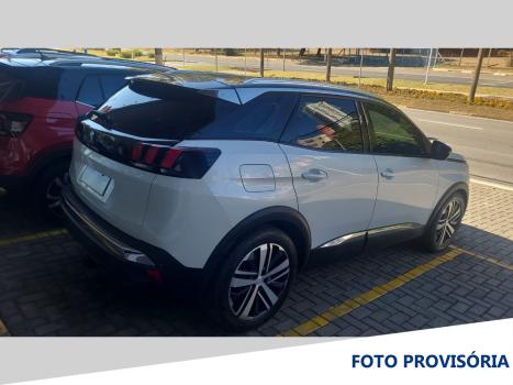 PEUGEOT 3008 , Foto 2