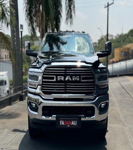 RAM 2500 6.7 I6 24V SLT CABINE DUPLA TURBO DIESEL LARAMIE 4X4 AUTOMTICO, Foto 17