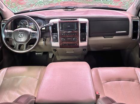 RAM 2500 6.7 I6 24V SLT CABINE DUPLA TURBO DIESEL LARAMIE 4X4 AUTOMTICO, Foto 2