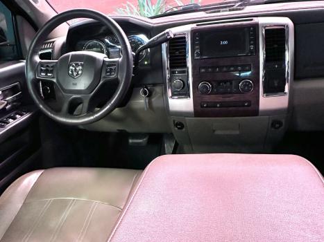 RAM 2500 6.7 I6 24V SLT CABINE DUPLA TURBO DIESEL LARAMIE 4X4 AUTOMTICO, Foto 10