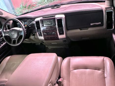 RAM 2500 6.7 I6 24V SLT CABINE DUPLA TURBO DIESEL LARAMIE 4X4 AUTOMTICO, Foto 13
