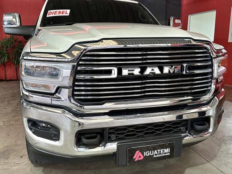 RAM 2500 6.7 I6 24V SLT CABINE DUPLA TURBO DIESEL LARAMIE 4X4 AUTOMTICO, Foto 8