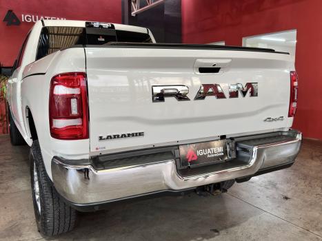 RAM 2500 6.7 I6 24V SLT CABINE DUPLA TURBO DIESEL LARAMIE 4X4 AUTOMTICO, Foto 9