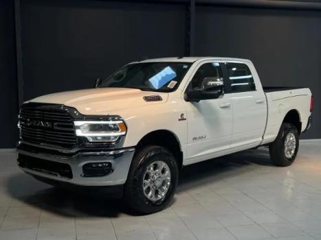 RAM 2500 6.7 I6 24V SLT CABINE DUPLA TURBO DIESEL LARAMIE 4X4 AUTOMTICO, Foto 4