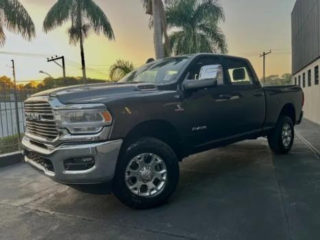 RAM 2500 6.7 I6 24V SLT CABINE DUPLA TURBO DIESEL LARAMIE 4X4 AUTOMTICO, Foto 6