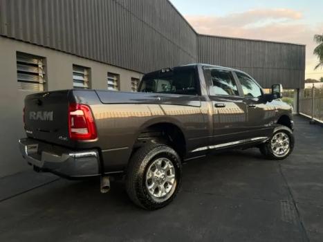 RAM 2500 6.7 I6 24V SLT CABINE DUPLA TURBO DIESEL LARAMIE 4X4 AUTOMTICO, Foto 8