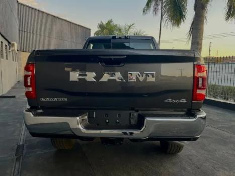 RAM 2500 6.7 I6 24V SLT CABINE DUPLA TURBO DIESEL LARAMIE 4X4 AUTOMTICO, Foto 10