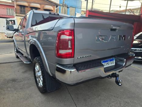 RAM 2500 6.7 I6 24V SLT CABINE DUPLA TURBO DIESEL LARAMIE 4X4 AUTOMTICO, Foto 3