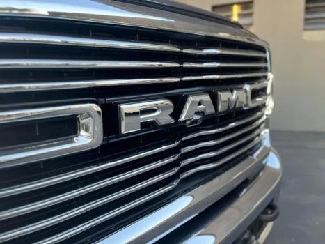 RAM 2500 6.7 I6 24V SLT CABINE DUPLA TURBO DIESEL LARAMIE 4X4 AUTOMTICO, Foto 7