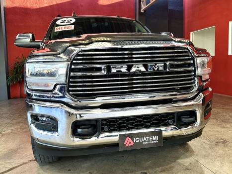 RAM 3500 6.7 I6 LARAMIE CABINE DUPLA TURBO DIESEL AUTOMTICO, Foto 4
