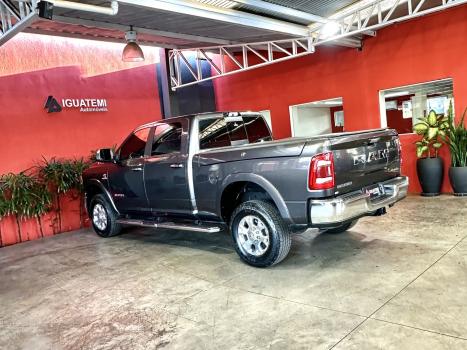 RAM 3500 6.7 I6 LARAMIE CABINE DUPLA TURBO DIESEL AUTOMTICO, Foto 19