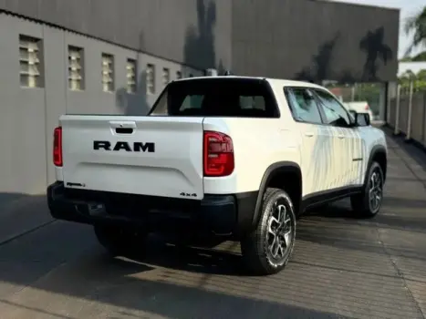 RAM Rampage 2.2 4P REBEL TURBO DIESEL 4X4 AUTOMTICO, Foto 4