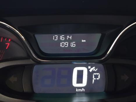 RENAULT Captur 1.6 16V 4P FLEX SCE INTENSE X-TRONIC CVT, Foto 12
