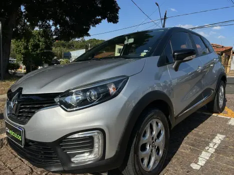 RENAULT Captur 1.6 16V 4P FLEX SCE LIFE X-TRONIC CVT, Foto 4
