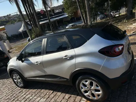RENAULT Captur 1.6 16V 4P FLEX SCE LIFE X-TRONIC CVT, Foto 15