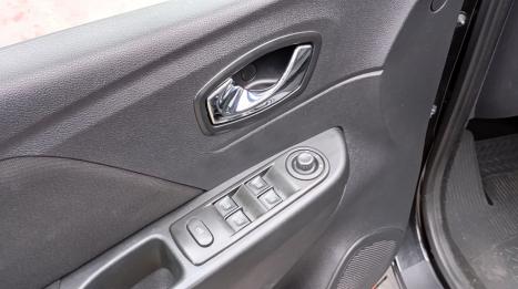 RENAULT Captur 1.6 16V 4P FLEX SCE LIFE X-TRONIC CVT, Foto 10