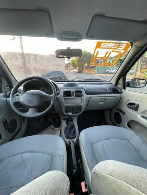 RENAULT Clio Sedan 1.0 16V 4P RL, Foto 9