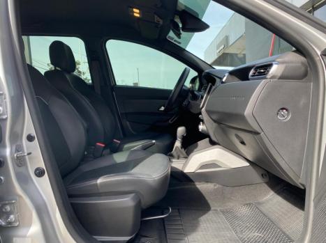 RENAULT Duster 1.3 16V 4P ICONIC TURBO TCe AUTOMTICO CVT, Foto 15