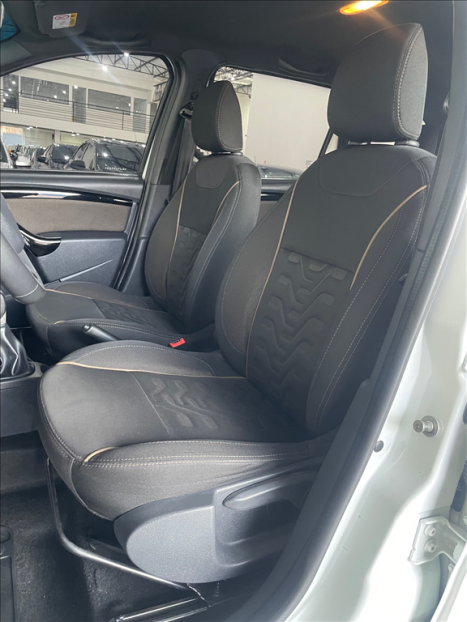 RENAULT Duster 1.6 16V 4P FLEX DYNAMIQUE AUTOMTICO CVT, Foto 8