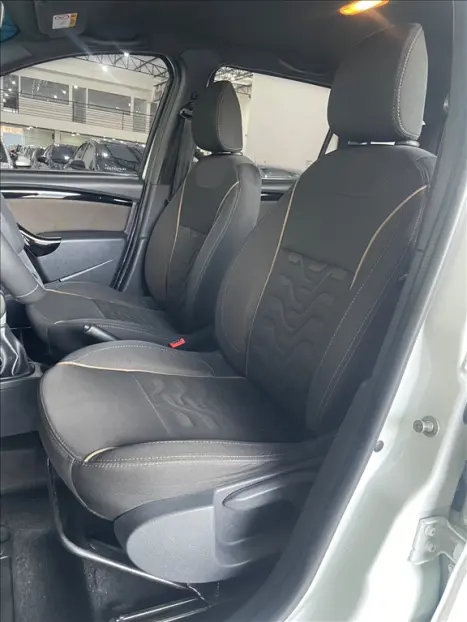 RENAULT Duster 1.6 16V 4P FLEX DYNAMIQUE AUTOMTICO CVT, Foto 8