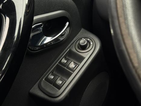 RENAULT Duster 2.0 16V 4P FLEX DYNAMIQUE AUTOMTICO, Foto 15