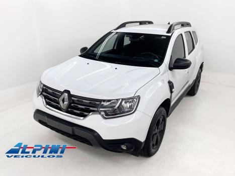 RENAULT Duster , Foto 1