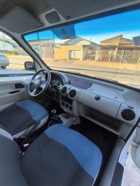 RENAULT Kangoo 1.6 16V 4P EXPRESS, Foto 6