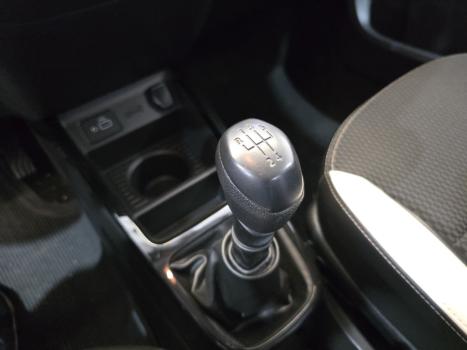 RENAULT Kwid 1.0 12V 4P SCE FLEX INTENSE, Foto 9