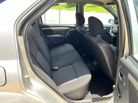RENAULT Logan 1.0 16V 4P FLEX EXPRESSION, Foto 13