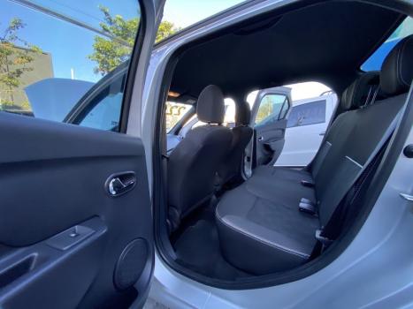 RENAULT Logan 1.6 16V 4P FLEX SCE ZEN, Foto 7