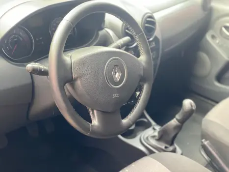 RENAULT Logan 1.6 16V 4P FLEX EXPRESSION, Foto 9